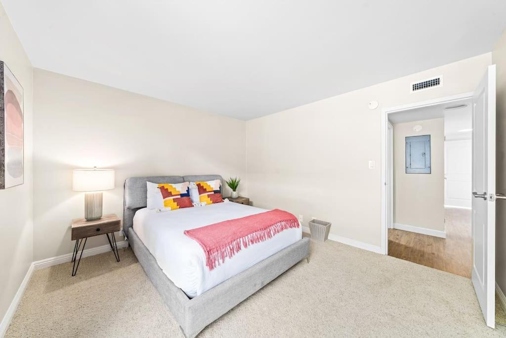 Apartment Heavenly Sunset Marina View 3bd/2bh In Mdr/venice *