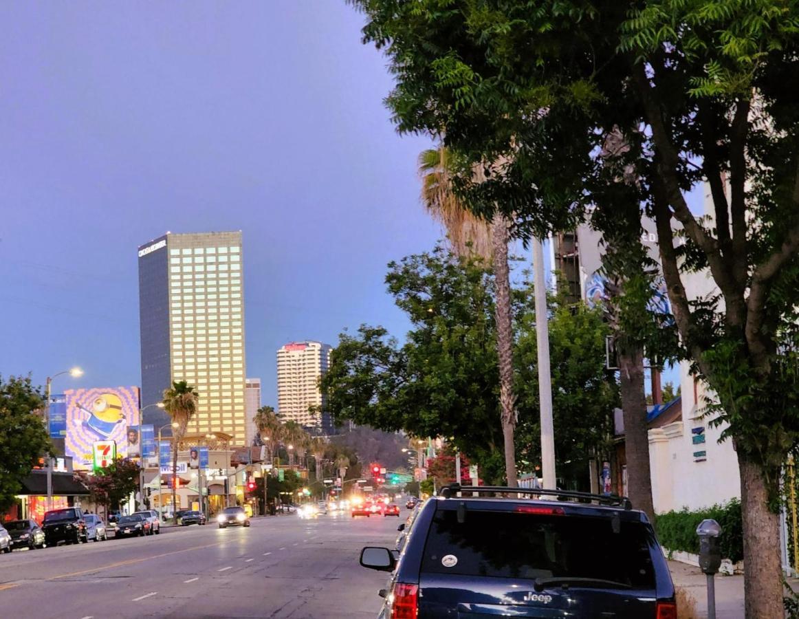 Motel Day N Night - Near Universal Hollywood 2*
