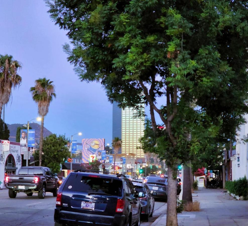 Day N Night - Near Universal Hollywood Motel Los Angeles