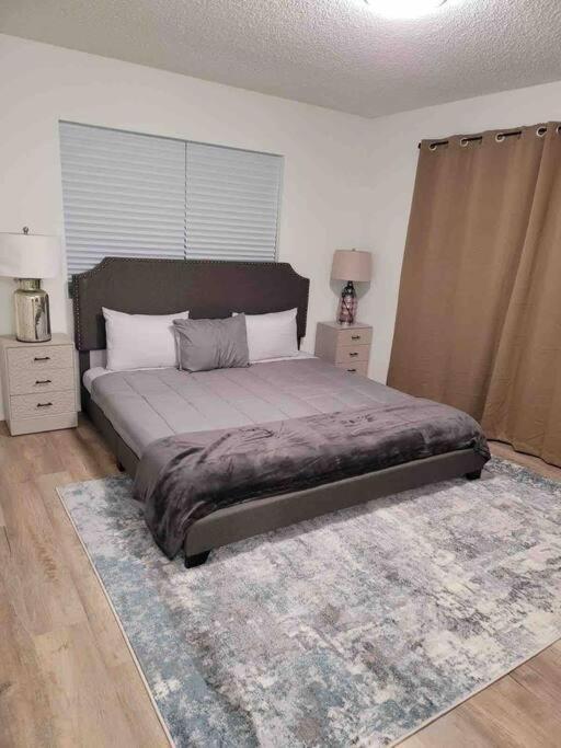 Holiday home New 4 Bedroom Modern In Mar Vista