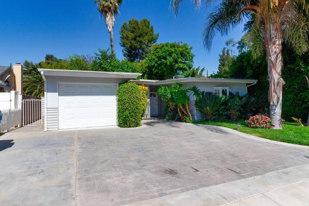 Woodland Hills Charmer Holiday home Los Angeles