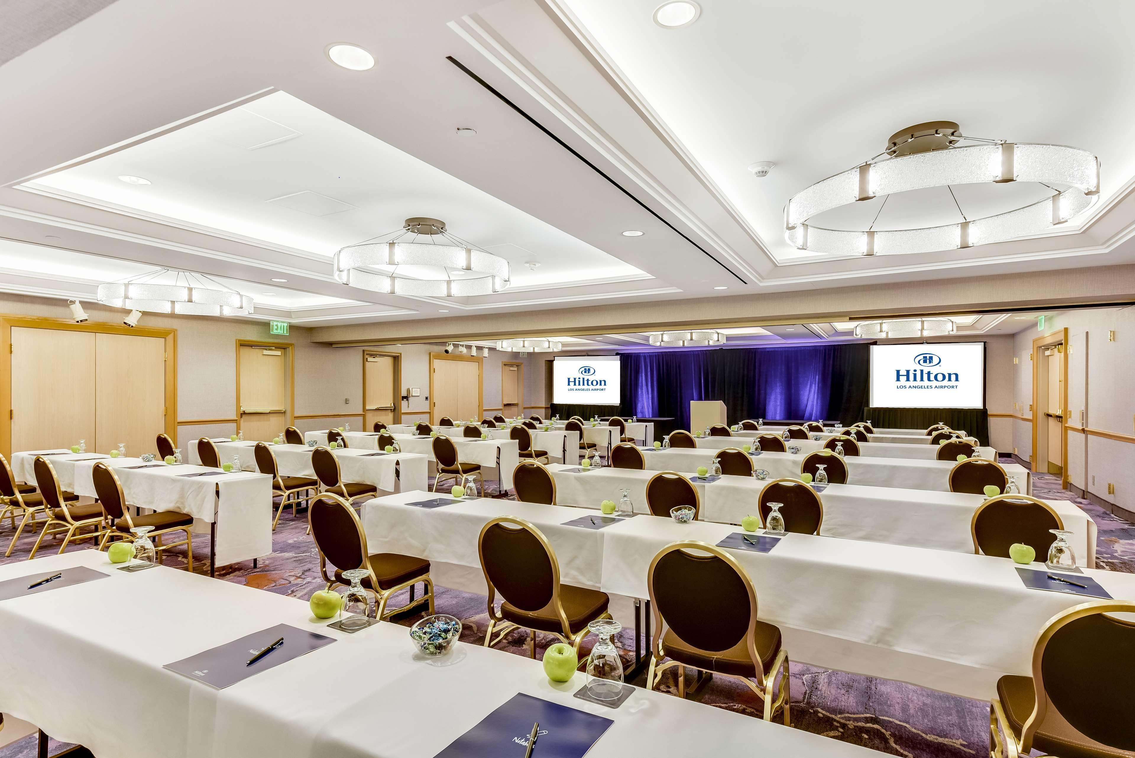 Hilton Angeles Airport 4* Los Angeles