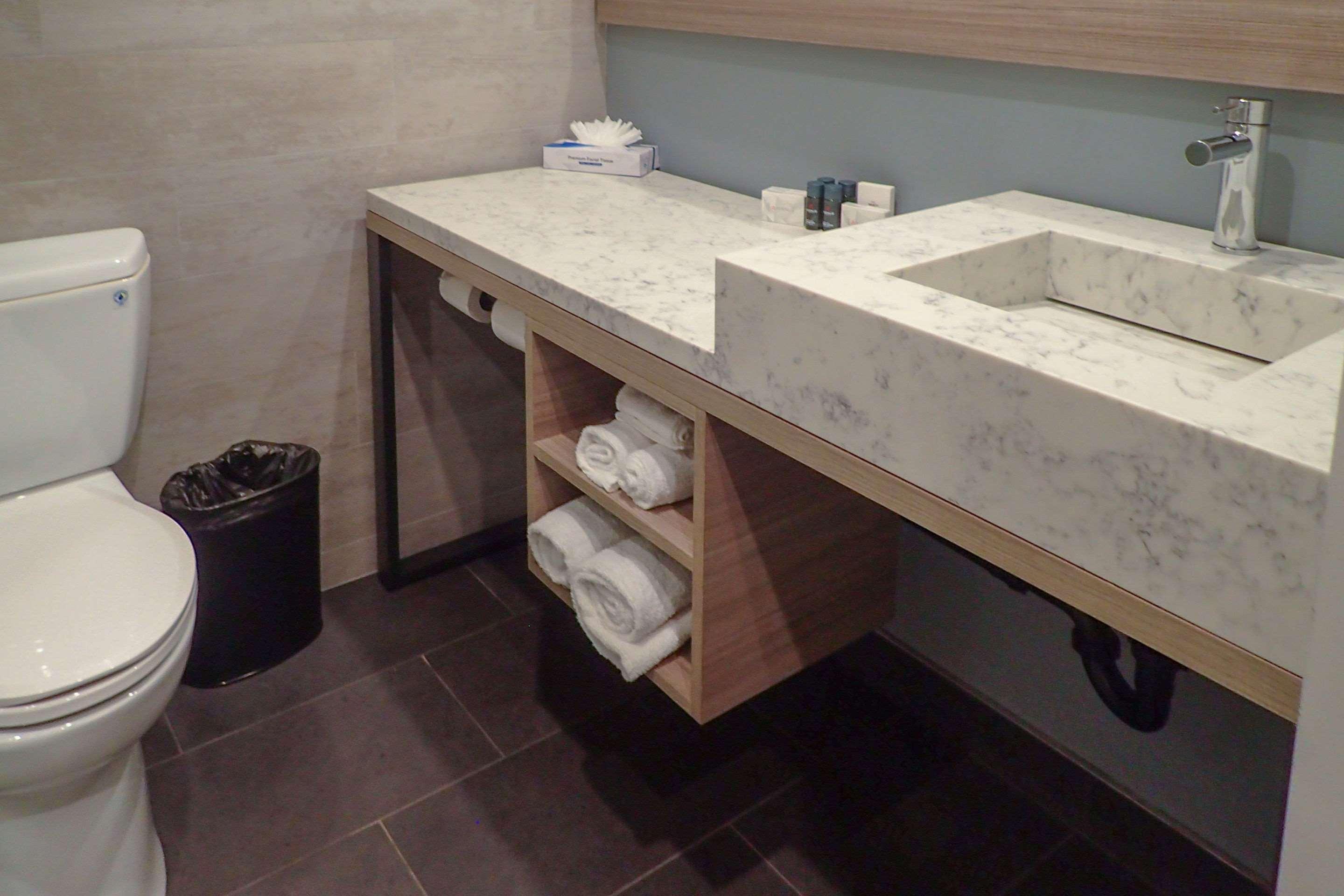 Avenue Hotel, Ascend Collection Hotel 3*