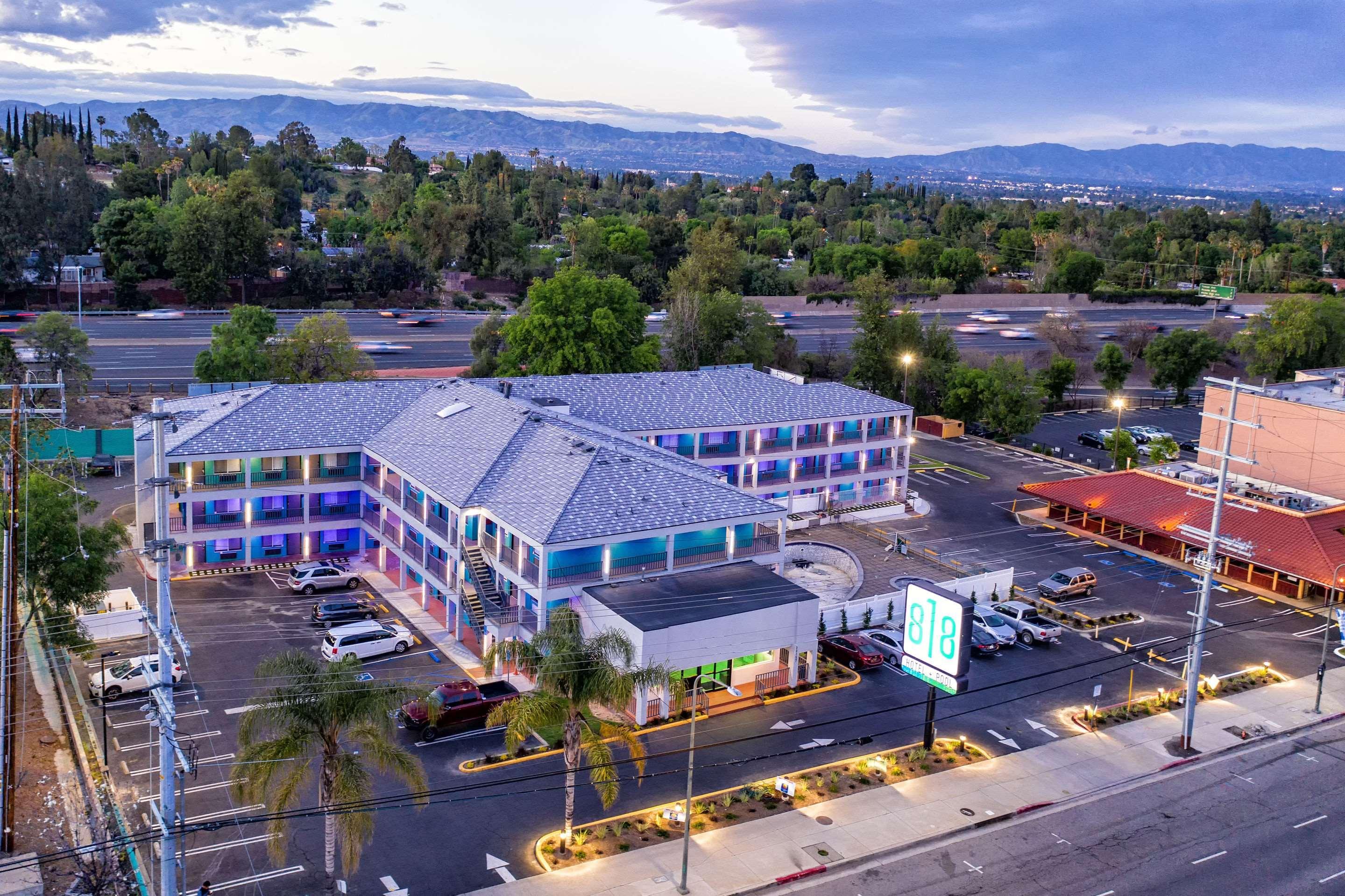 Hotel 818 + Pool, Ascend Collection By Choice Los Angeles