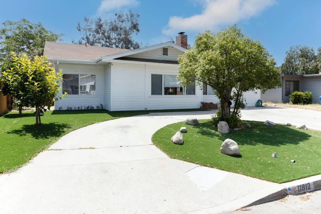 Large 5 Bedroom Charmer With Pool Holiday home *