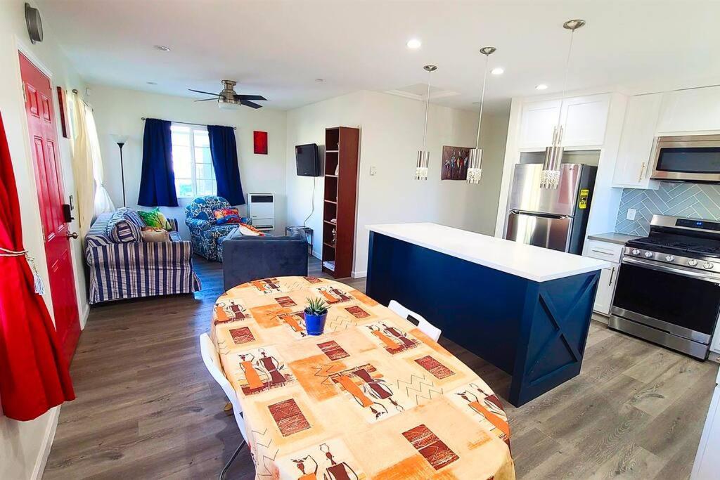Lovely Little House Near Usc And Downtown La Holiday home *