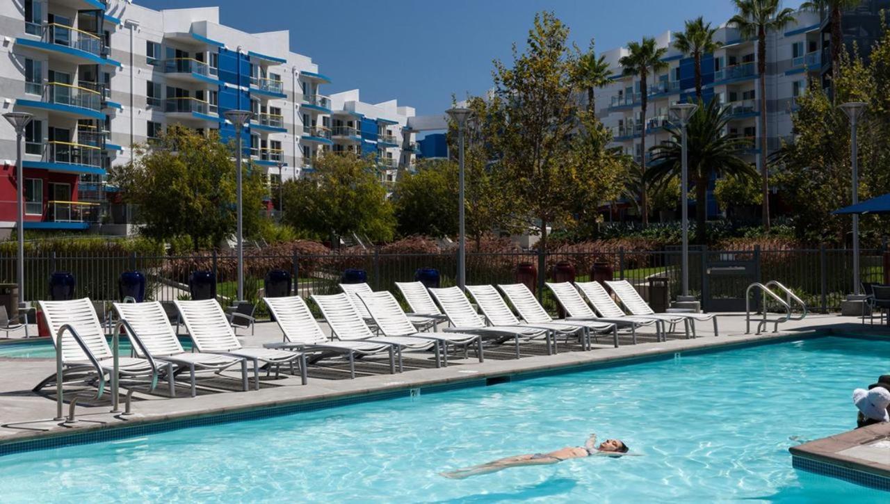 Marina View 2br Apt, Steps To W Gym, Pool & Parking Los Angeles