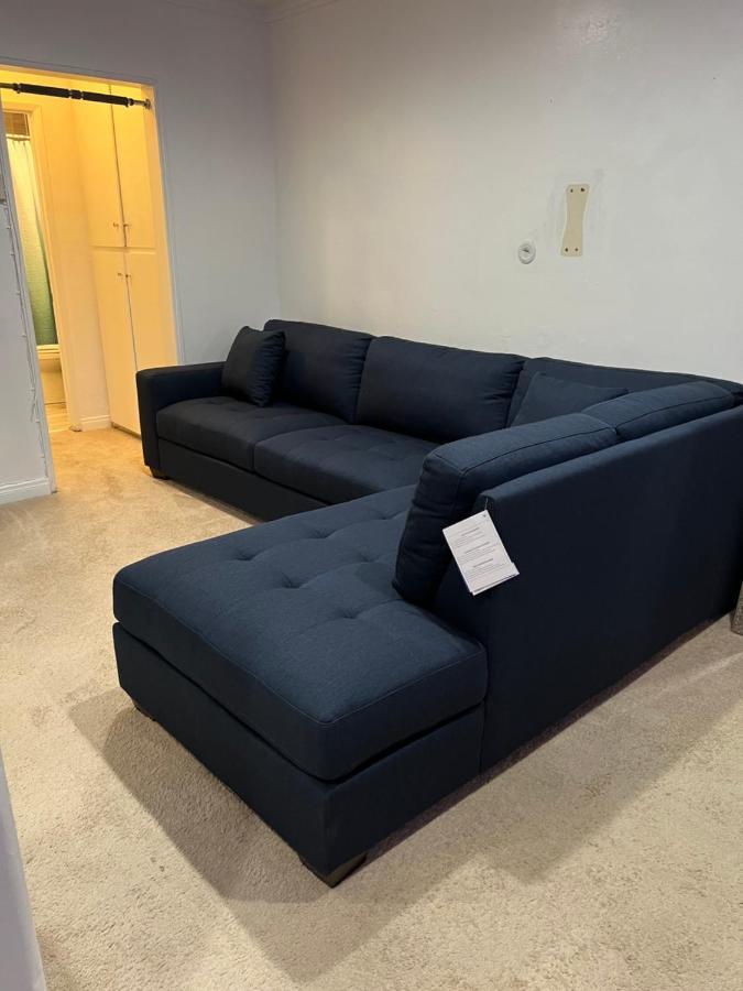 Amazing 1bd With Big Office