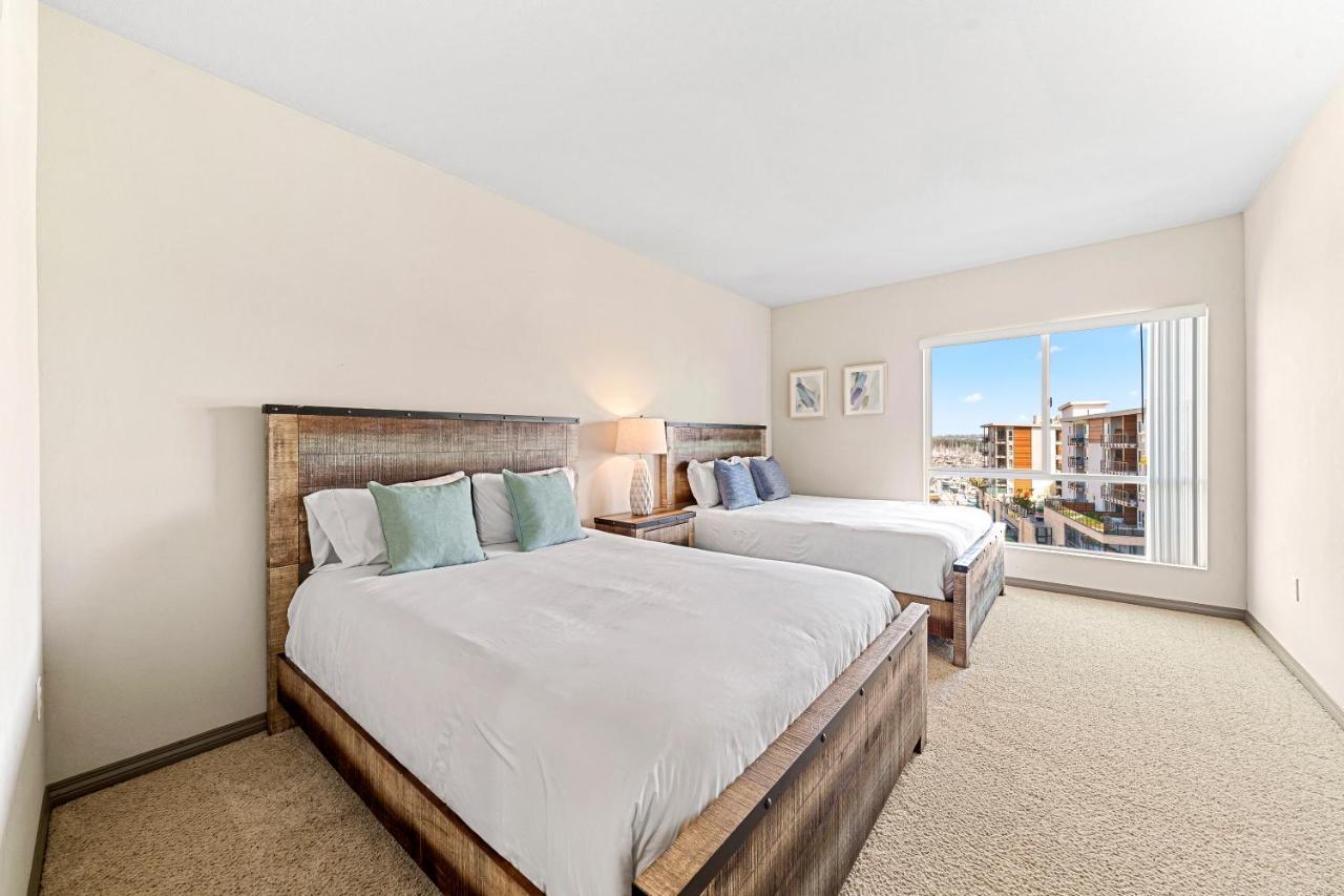 Marina View 2br Apt, Steps To W Gym, Pool & Parking Apartment Los Angeles