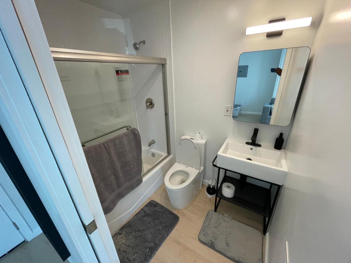 Apartment New Dtla W/private Parking *