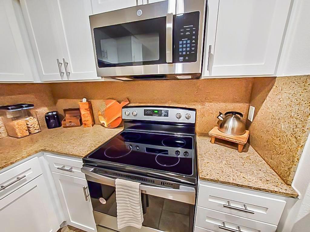 Two Bedroom At Universal
