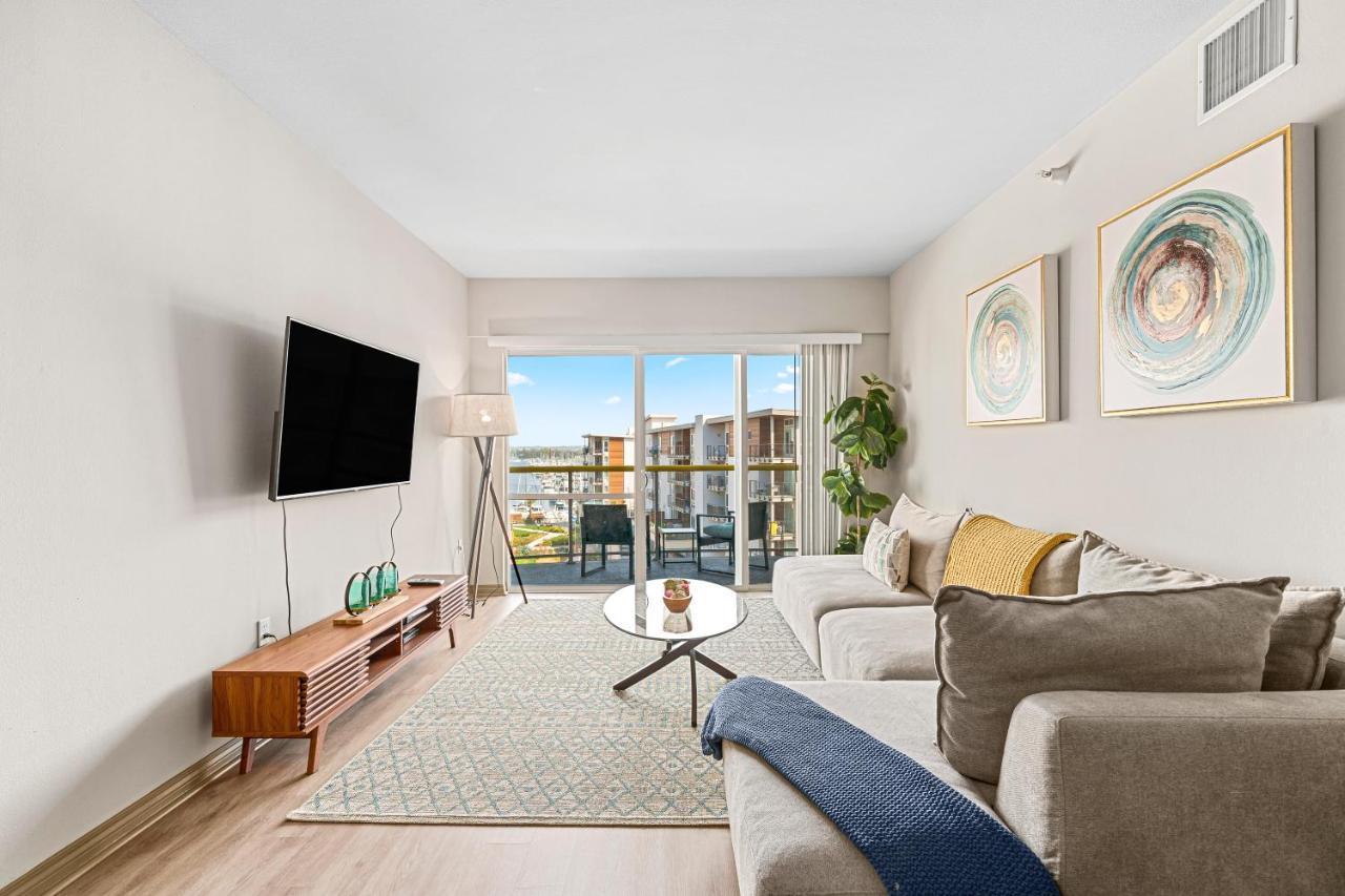Marina View 2br Apt, Steps To W Gym, Pool & Parking * Los Angeles