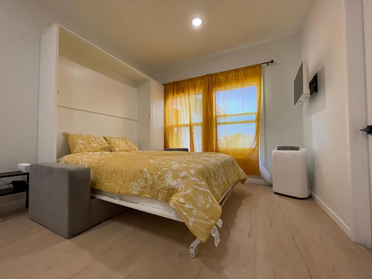 New Dtla W/private Parking Apartment Los Angeles