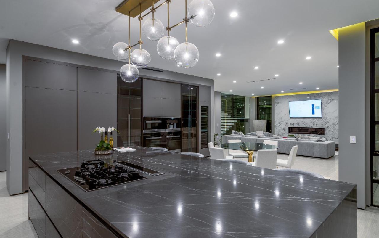 Beverly Hills Majestic Modern Mansion Villa Los Angeles