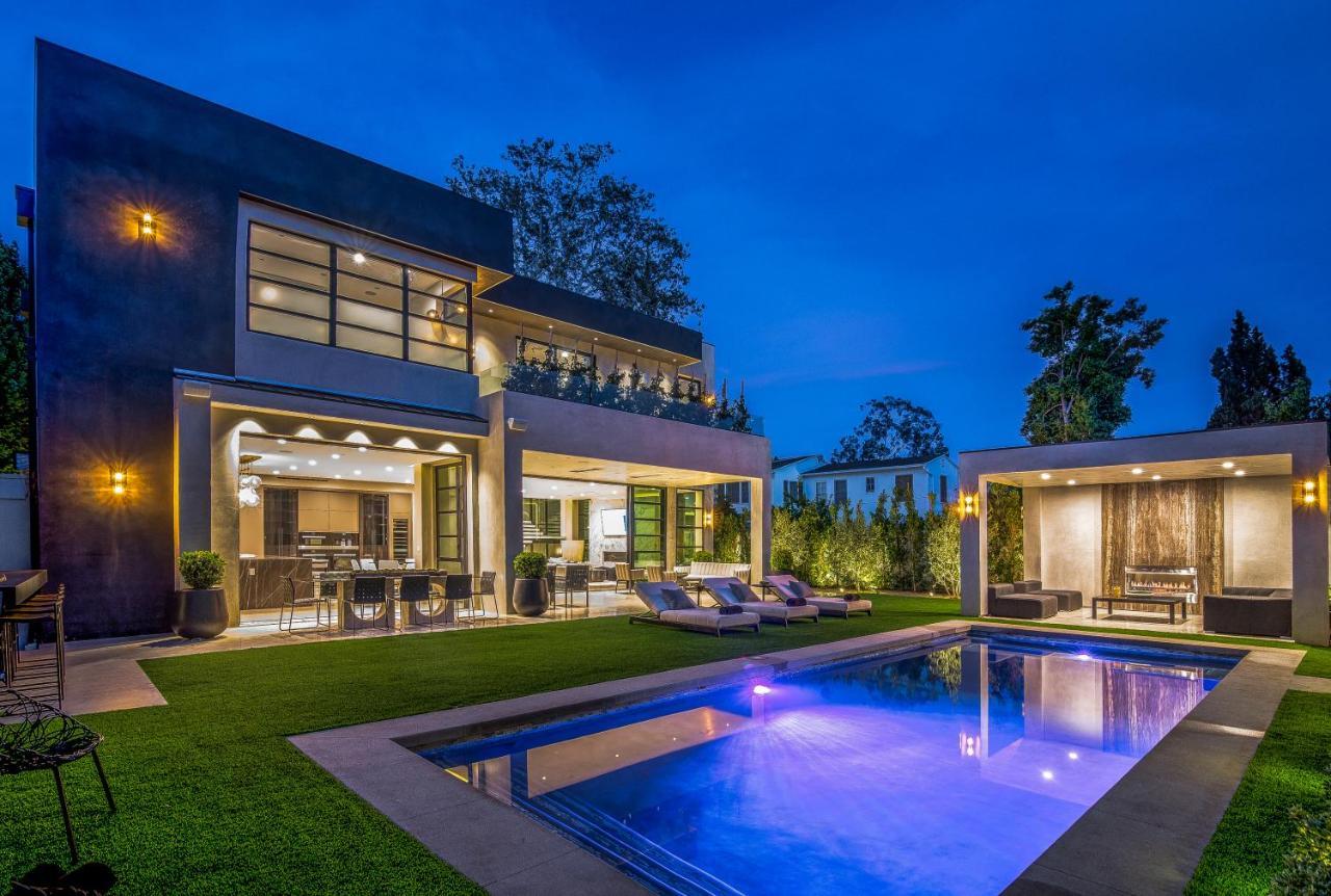 Beverly Hills Majestic Modern Mansion Los Angeles
