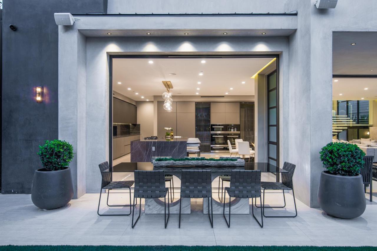 Beverly Hills Majestic Modern Mansion * Los Angeles