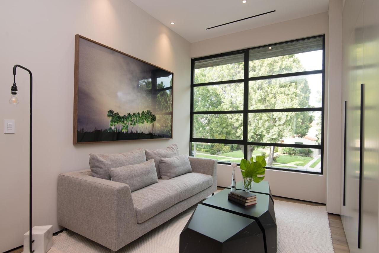 Beverly Hills Majestic Modern Mansion Los Angeles