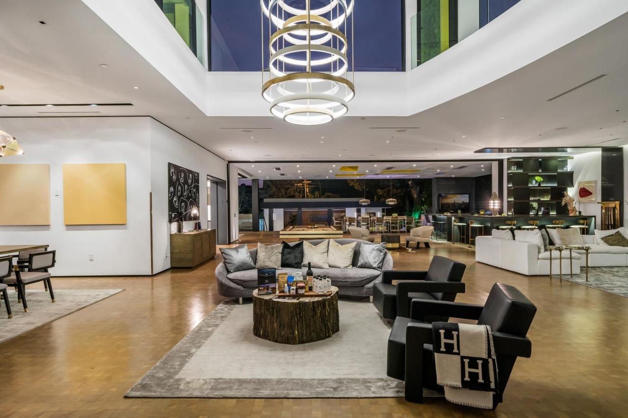 Ultra-modern Mansion In The Heart Of Beverly Hills Villa Los Angeles