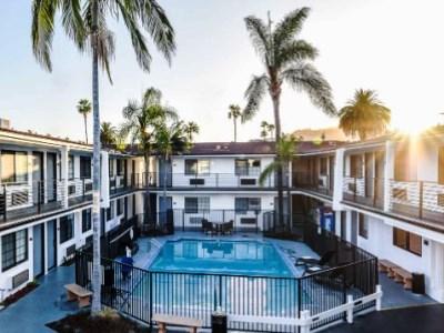 Sunset Apartment * Los Angeles