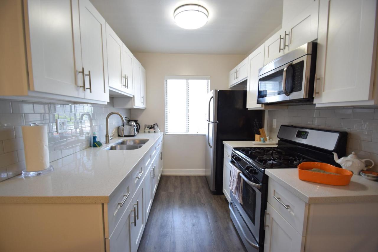 Apartment Hollywood Business *