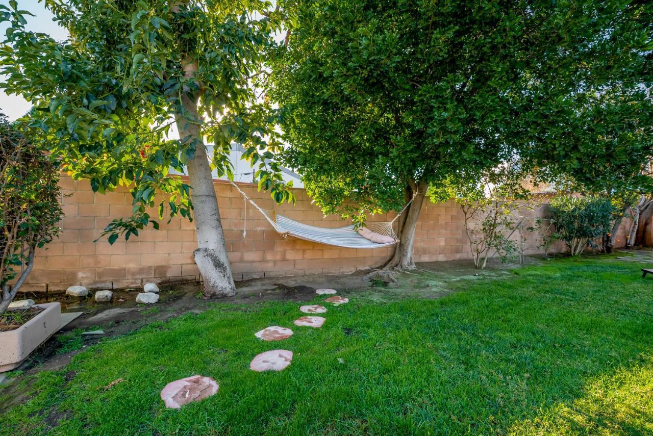 Beautiful Sunny La Oasis - 4br,2bt Whole House - Private Pool And Large Backyard! * Los Angeles