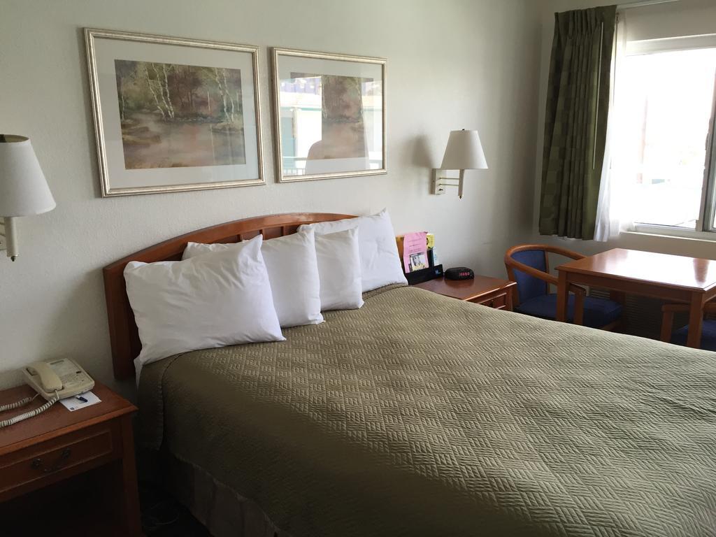 Motel Travelodge By Wyndham Hollywood-vermont/sunset 2*