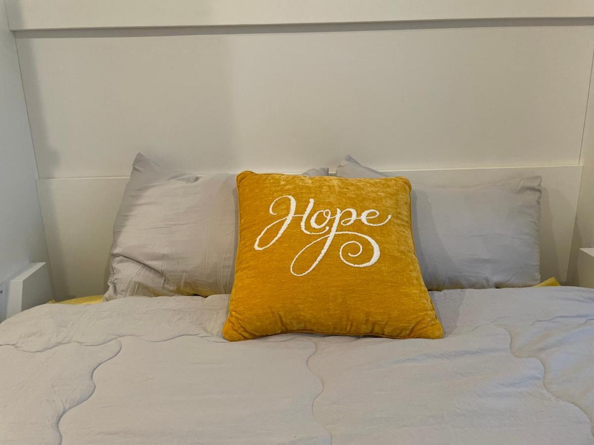 New Dtla W/private Parking Apartment