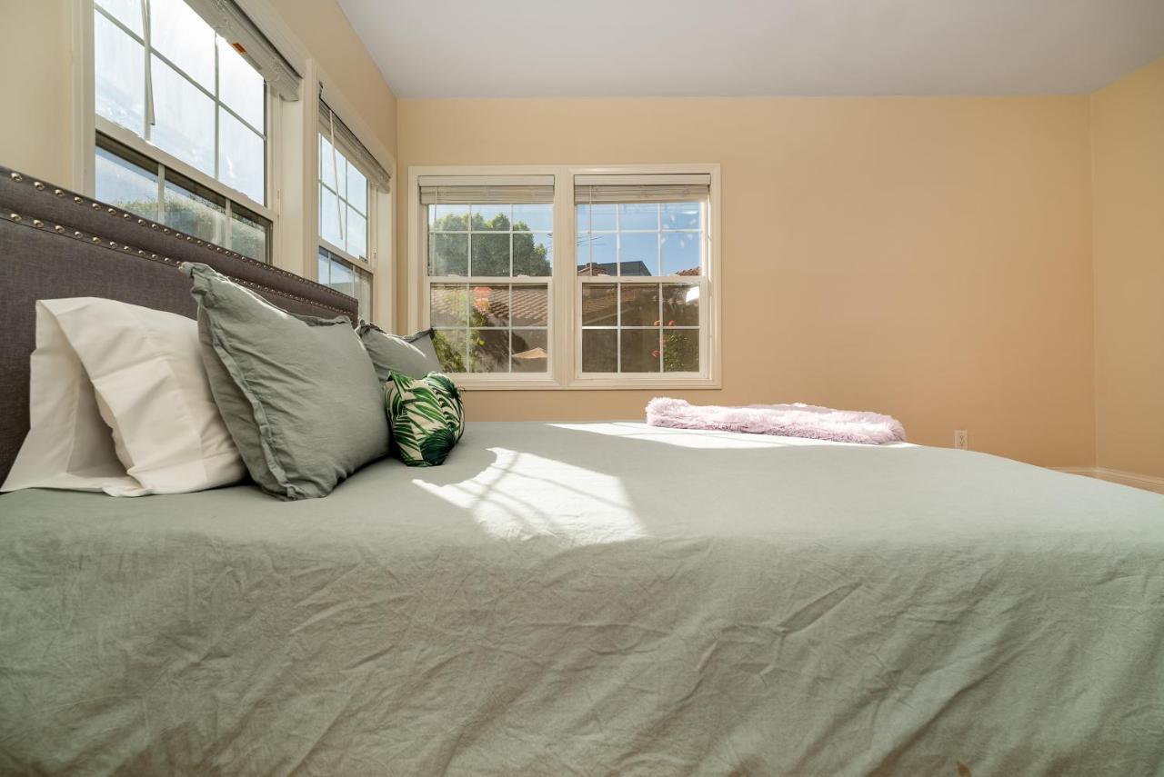 Beautiful Sunny La Oasis - 4br,2bt Whole House - Private Pool And Large Backyard! Villa Los Angeles