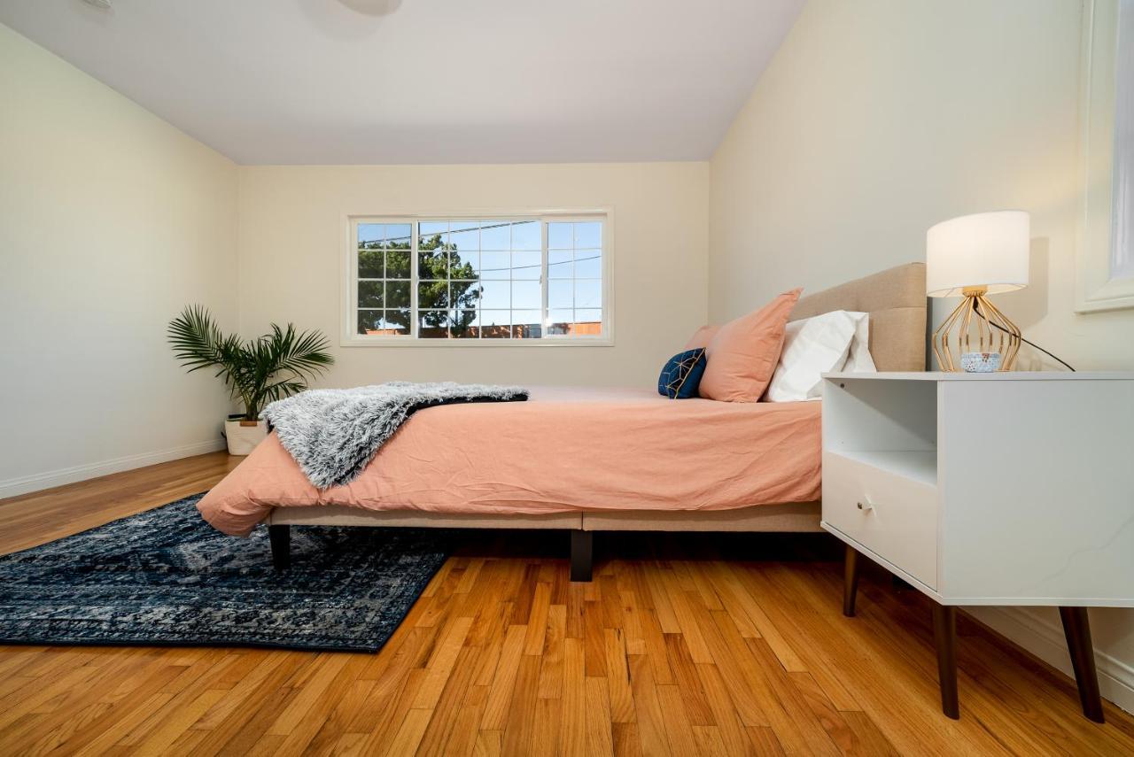 Beautiful Sunny La Oasis - 4br,2bt Whole House - Private Pool And Large Backyard! Villa