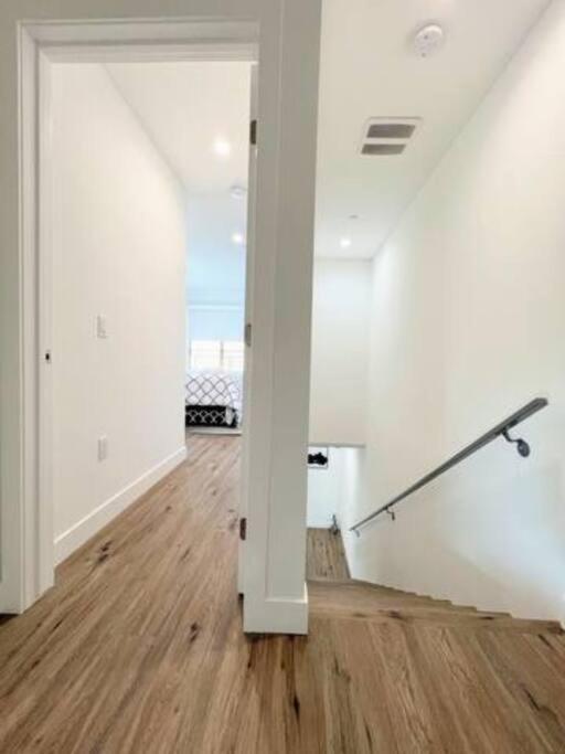 4br Townhouse In Koreatown * Los Angeles