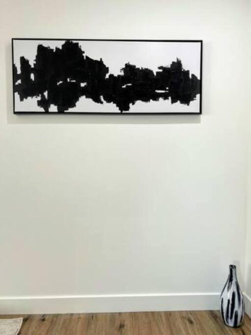 4br Townhouse In Koreatown *