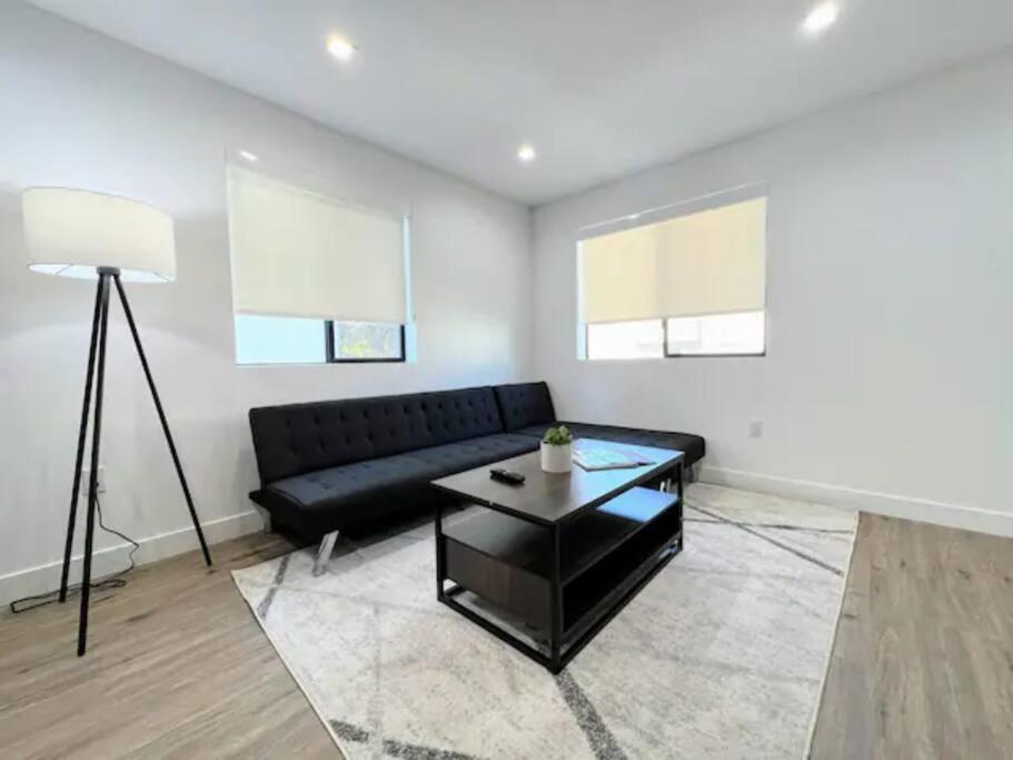 Casa de férias 4br Townhouse In Koreatown