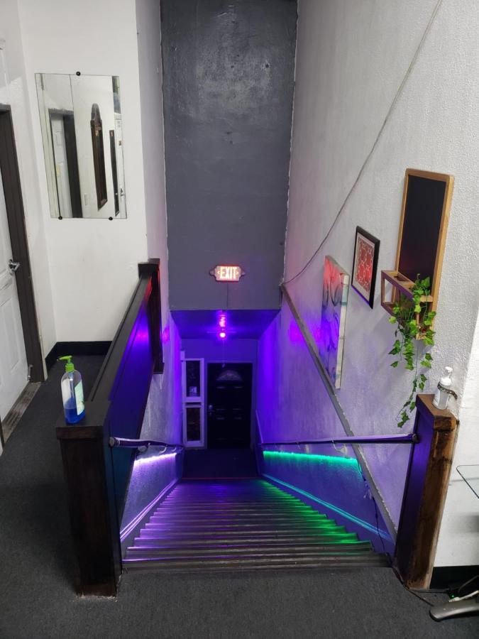 Hostel Artist Housing - Downtown *