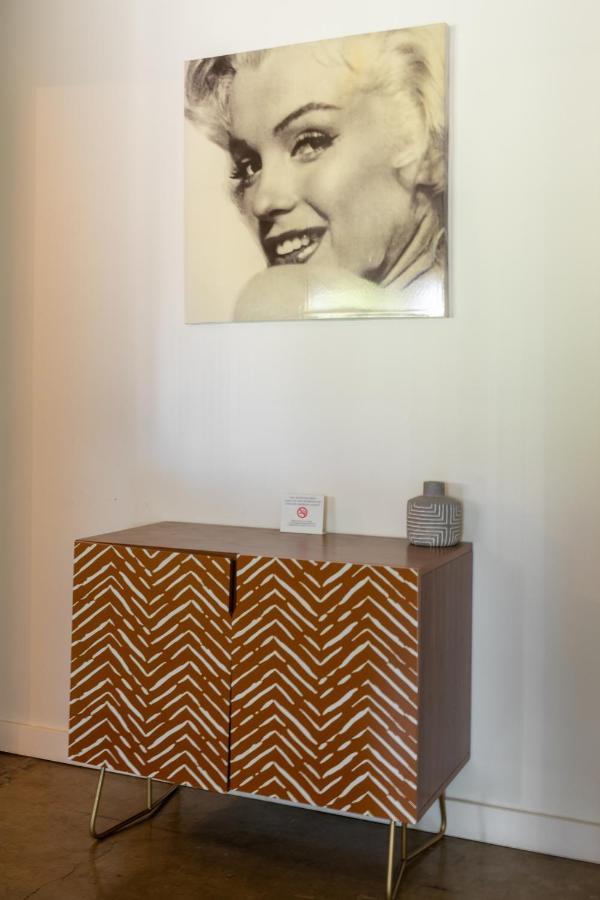 Charming Lofts In The Heart Of Hollywood *