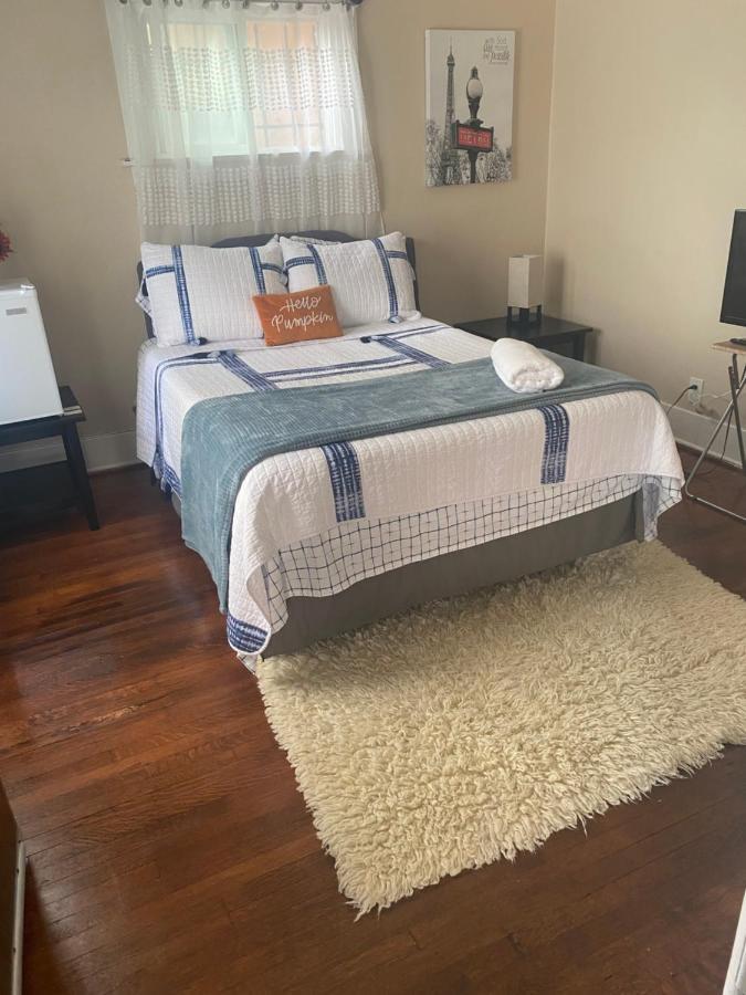 Guest house Peaceful In La