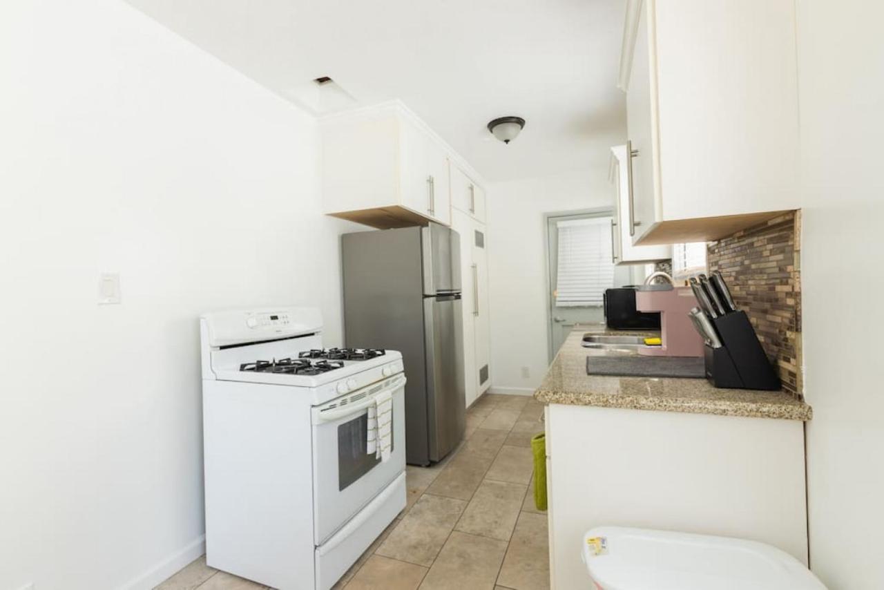 Apartment Spring Charmer In The Heart Of The Los Angeles