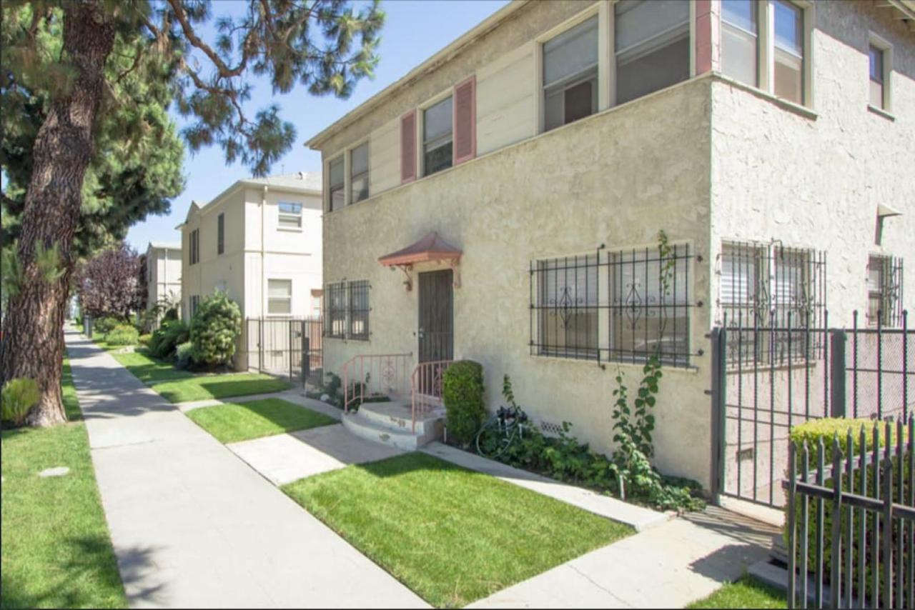 Spring Charmer In The Heart Of The Los Angeles