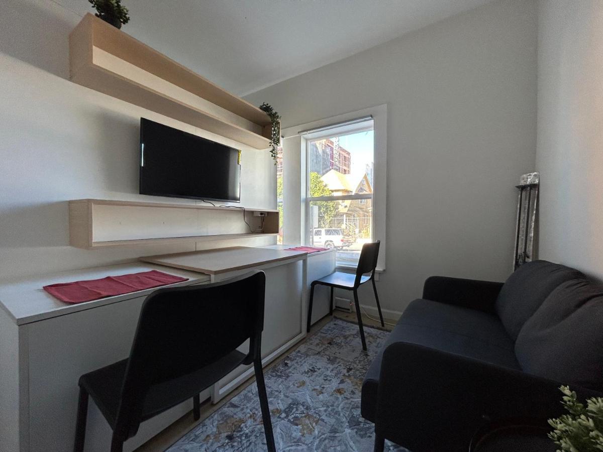 New Dtla W/private Parking Apartment Los Angeles
