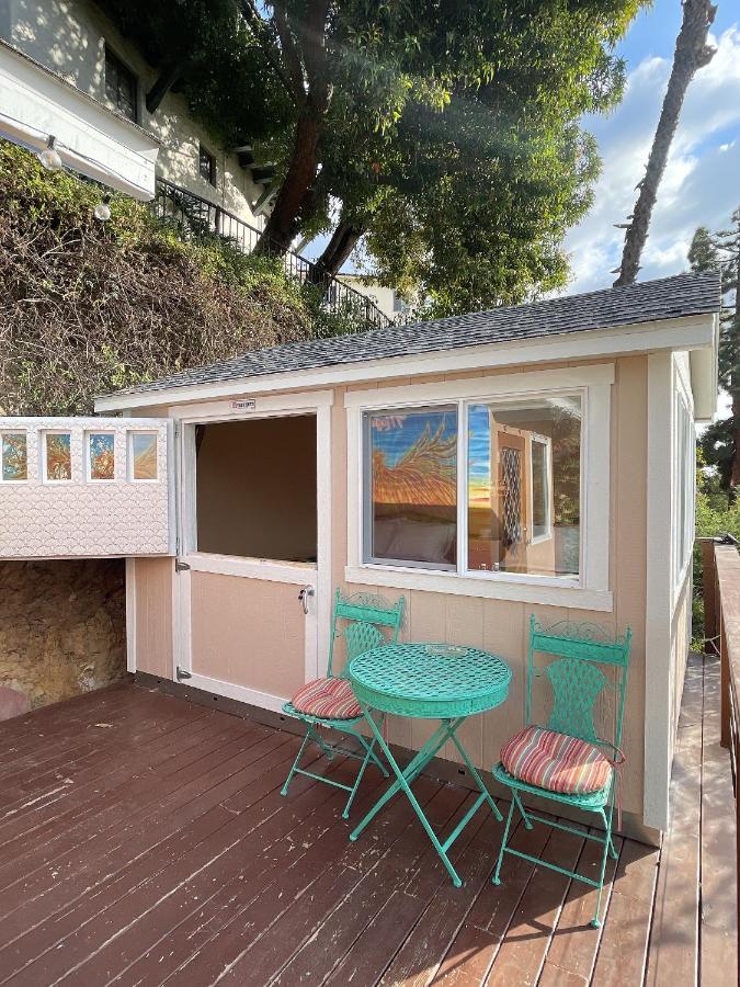 Glamping Hollywood Hills - Luxury Tiny House * Los Angeles