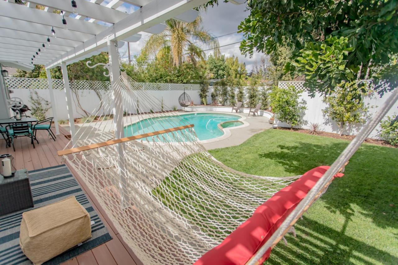 Enchanting Sherman Oaks With Pool Permit #hsr Two One Zero Zero 2605 Holiday home Los Angeles