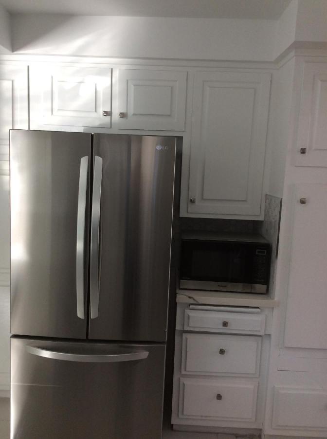 5 Bedroom And 3 Bathroom Large To Share Private Room/bath Homestay Los Angeles