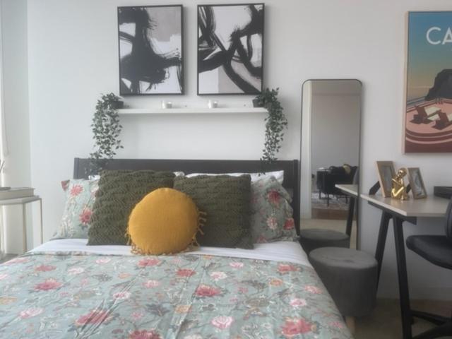 Elegant High Rise In La Wparking 5 Star View * Los Angeles
