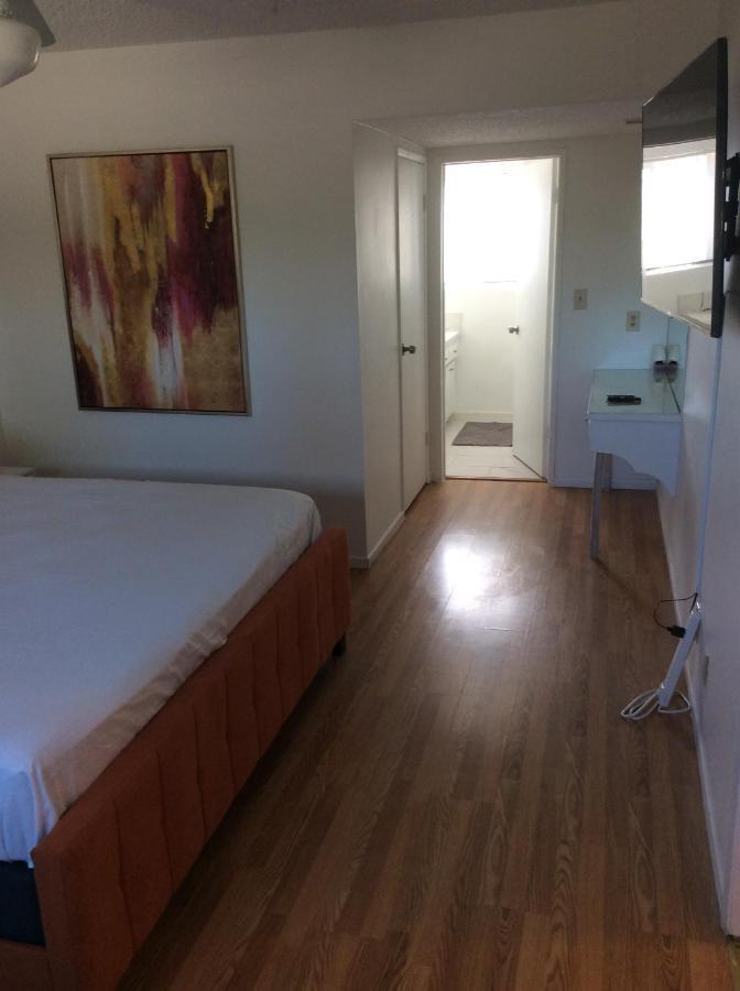 Holiday home Modern Private Close To Universal & Hollywood For 10 *