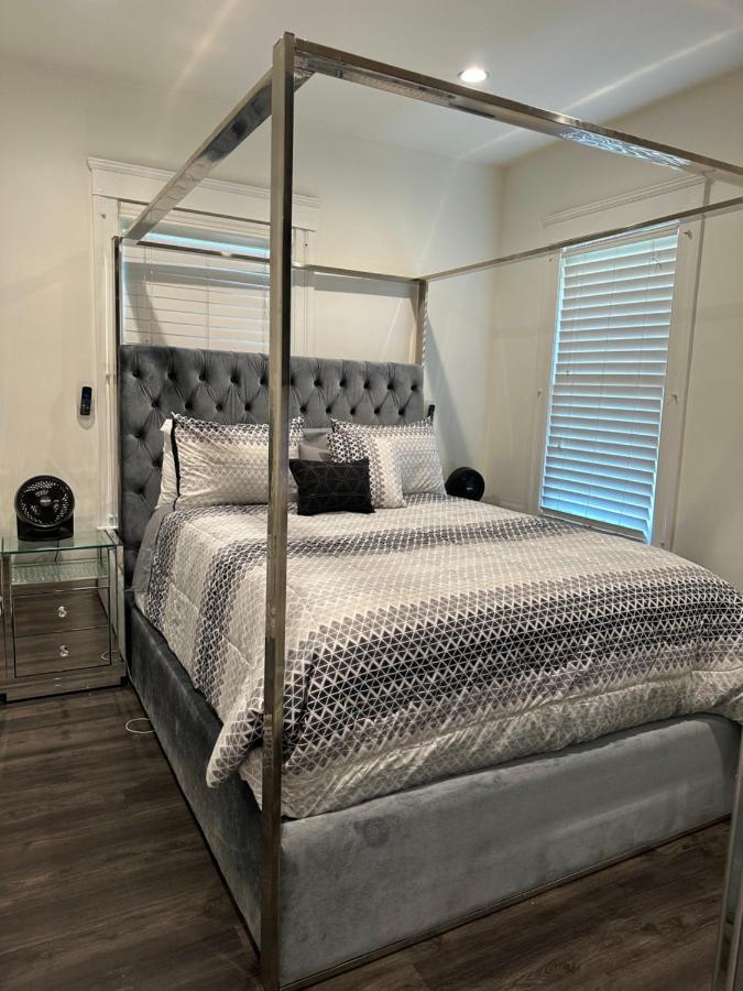 Holiday home Gorgeous Dtla W/ View + Hot Tub! *