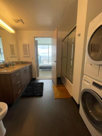 Elegant High Rise In La Wparking 5 Star View Apartment