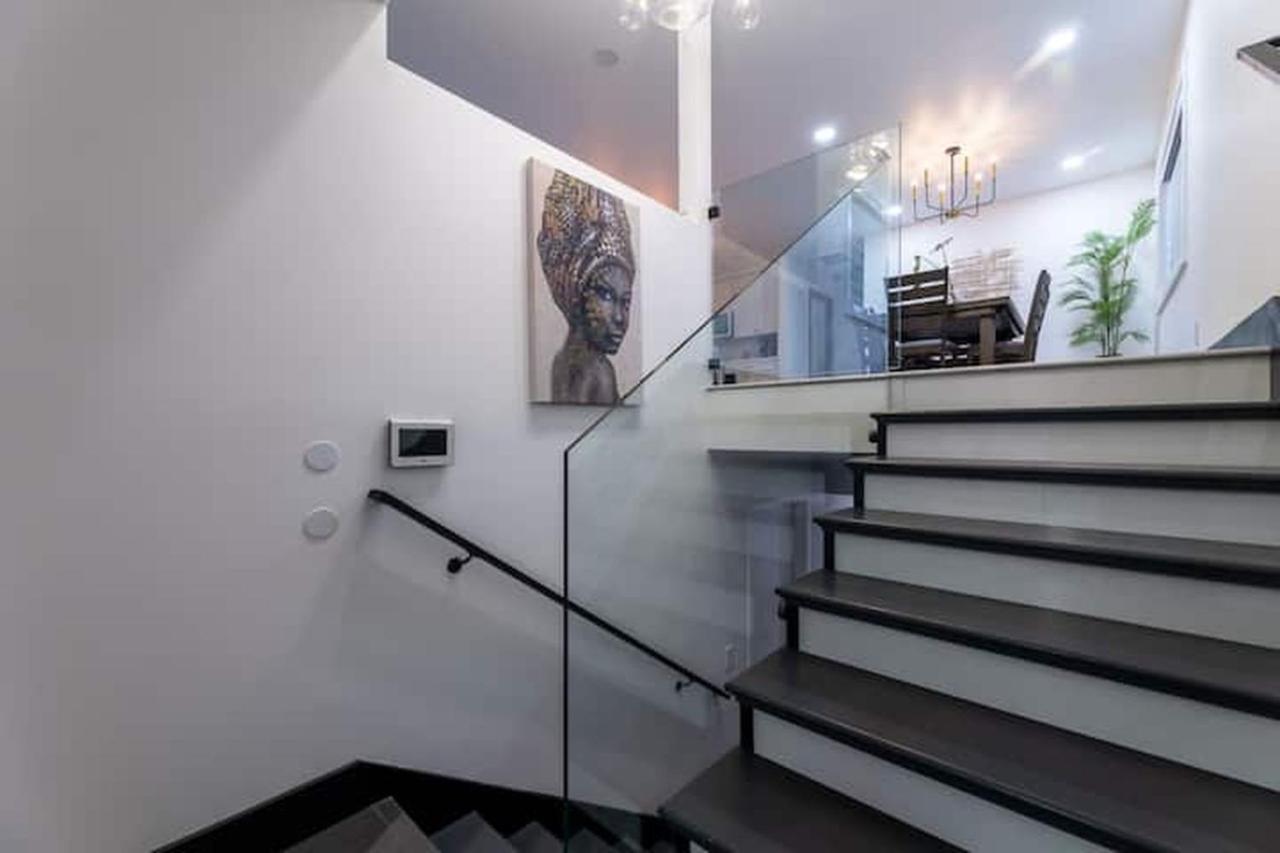 Modern San Pedro * Los Angeles