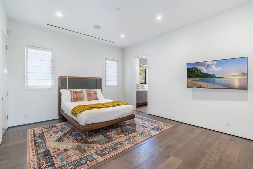 Villa Luxury Gardner 5bdr !!! Los Angeles