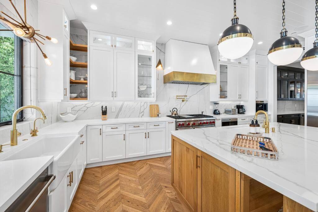 7 Bedroom Retreat * Los Angeles