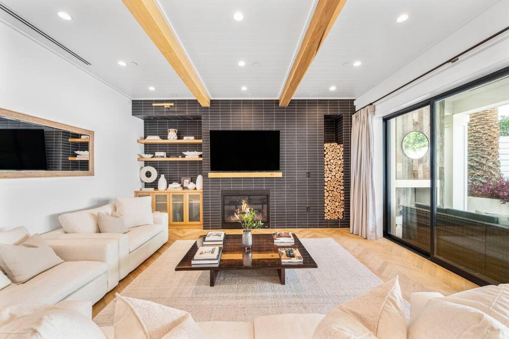 7 Bedroom Retreat Villa