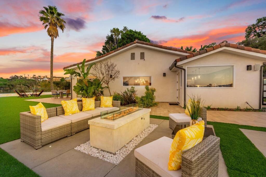 With Incredible Views * Los Angeles